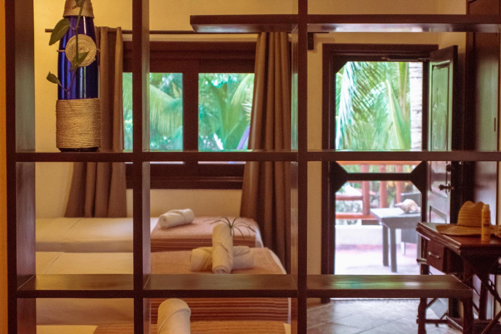 Golden Paradise Town Hotel Isla Holbox Room photo